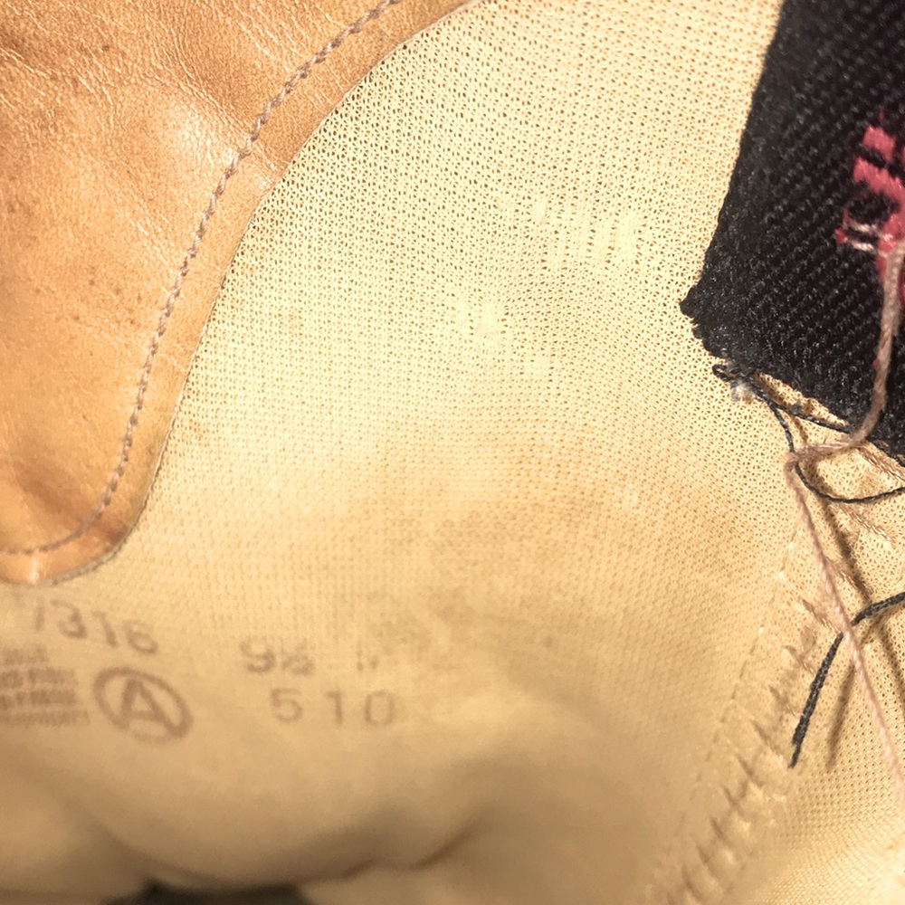 Vintage Dingo Heeled Boots - Picture 11 of 13